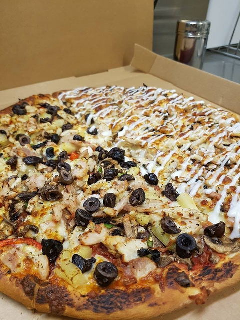 TJ's Pizza - Accommodation Kalgoorlie 0