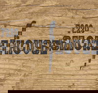 F220 Smokehouse - Accommodation Kalgoorlie