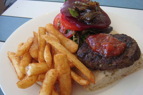 Uno Uno - Accommodation Kalgoorlie 0