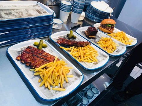 American Bar & Grill - Accommodation Kalgoorlie 0