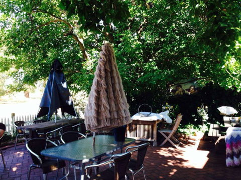 The Coffee Hut - Accommodation Kalgoorlie 0