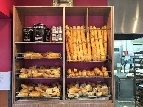 Pierre's Patisserie & Cafe - Accommodation Kalgoorlie 0