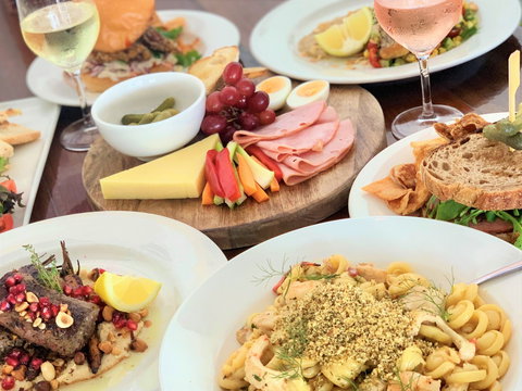 The Pavilions Hotel Terranora - Accommodation Kalgoorlie 1