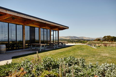 Gurneys Cider - Accommodation Kalgoorlie 1