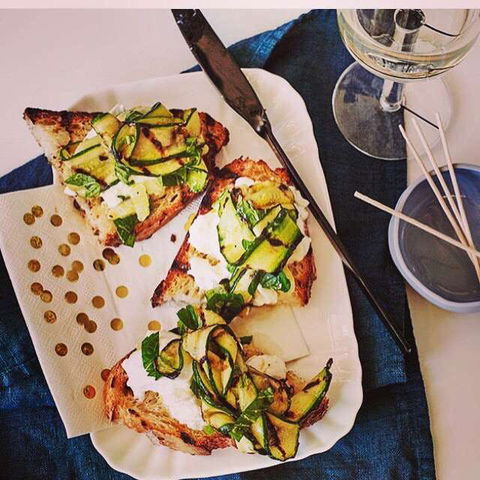 Delucas Pizza - Accommodation Kalgoorlie 0