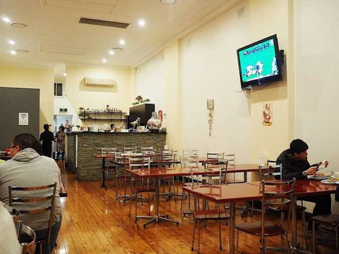Surly's - Accommodation Kalgoorlie 0