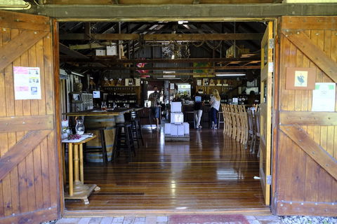 Hanging Tree Wines - Accommodation Kalgoorlie 2