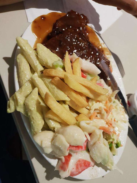 The Village Hotel - Accommodation Kalgoorlie 0