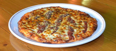 Gabriella Pizza - Accommodation Kalgoorlie 0
