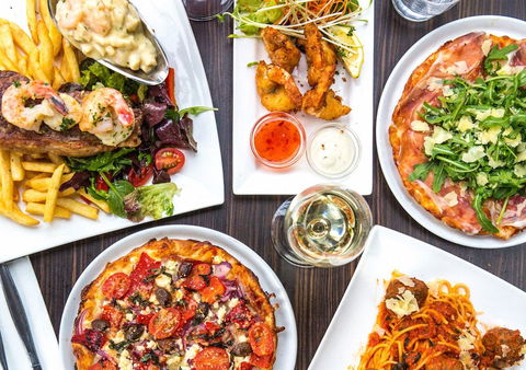 Topolino's - Accommodation Kalgoorlie 0