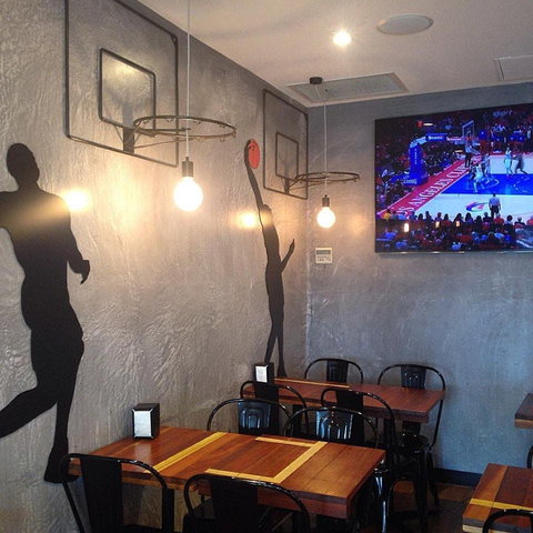 Dribbles Burgers - Accommodation Kalgoorlie 0