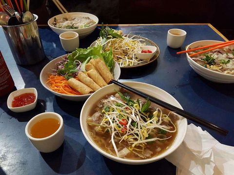 Madame Saigon - Accommodation Kalgoorlie 0