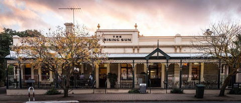 The Rising Sun Hotel, Auburn - Accommodation Kalgoorlie 0