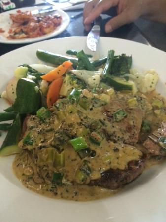 Luciano's - Accommodation Kalgoorlie 0
