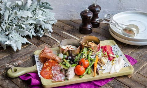Sticky Fingers Pizzeria - Accommodation Kalgoorlie 5