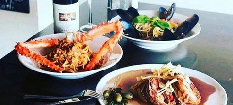 Napoli Wood Fired Pizzeria & Restaurant - Accommodation Kalgoorlie 3