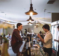 Sneaky's Restaurant - Accommodation Kalgoorlie