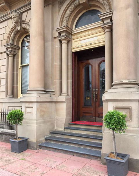 The Palm Court Tea Salon - Accommodation Kalgoorlie 8