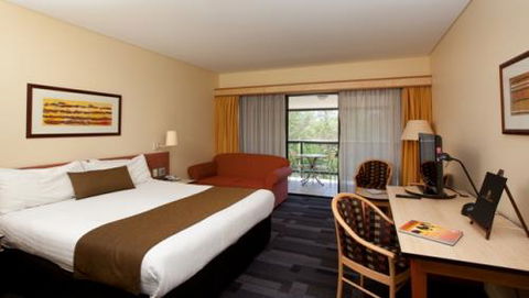 Alice Springs Resort–Mercure - Accommodation Kalgoorlie 0