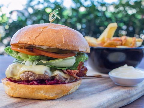 Gamble & Brown - Accommodation Kalgoorlie 12