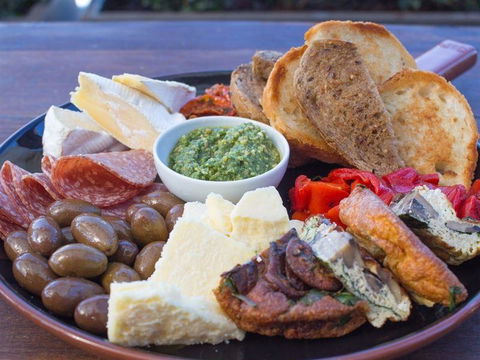 Gamble & Brown - Accommodation Kalgoorlie 15