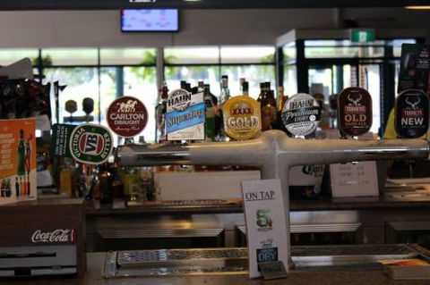 Bonny Hills Beach Hotel - Accommodation Kalgoorlie 2