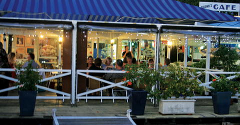 The Colonel’s Restaurant & Bar - Accommodation Kalgoorlie 0