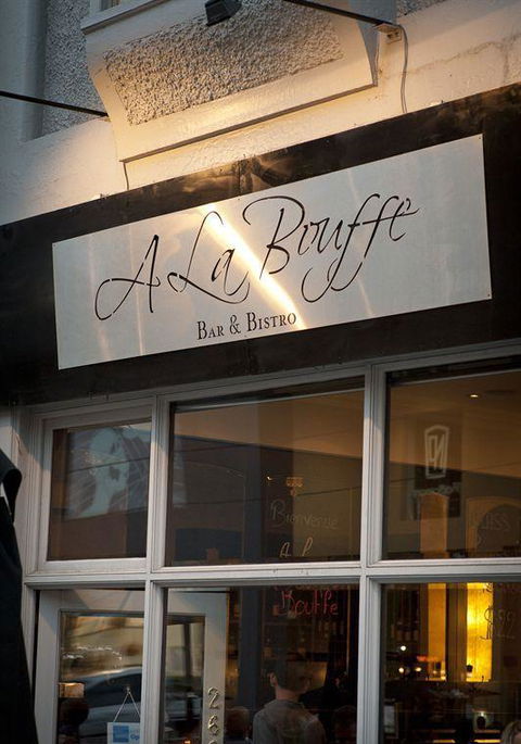 A La Bouffe Bar & Bistro - Accommodation Kalgoorlie 41
