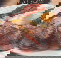 Majors Munchies - Accommodation Kalgoorlie