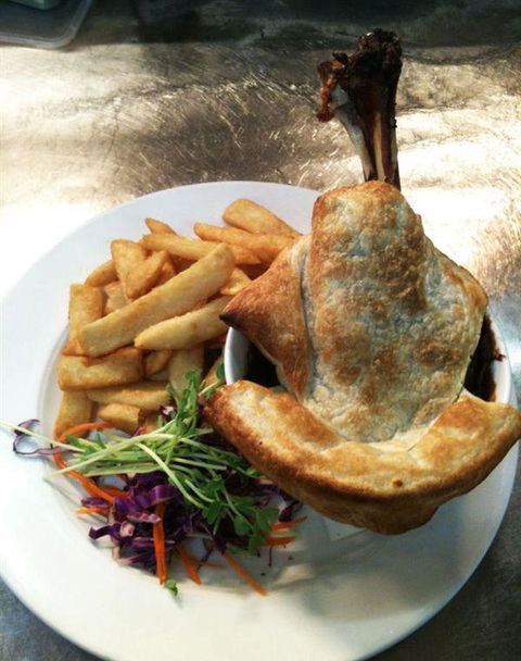 Nicholsons Bar And Grill - Accommodation Kalgoorlie 11