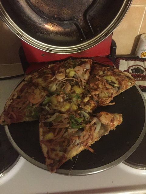 Beagles Pizza - Accommodation Kalgoorlie 2