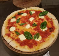 Flutterbucks Pizzeria - Accommodation Kalgoorlie