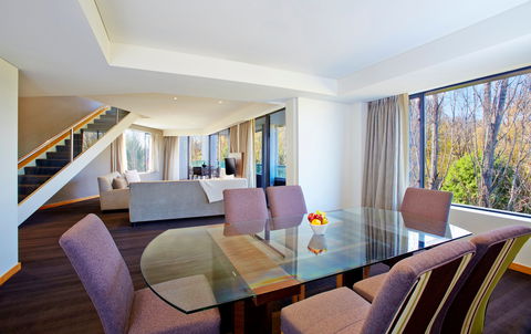 Crowne Plaza Canberra - Accommodation Kalgoorlie 13