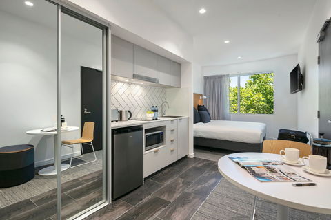 Quest Canberra City Walk - Accommodation Kalgoorlie 5