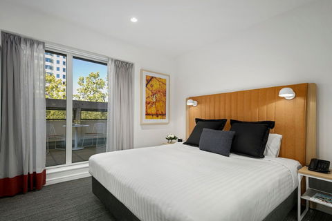 Quest Canberra City Walk - Accommodation Kalgoorlie 8