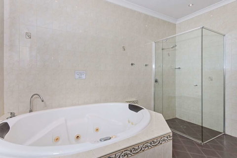 Quality Hotel Bayswater - Accommodation Kalgoorlie 6