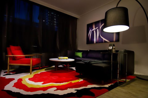 Ovolo Laneways - Accommodation Kalgoorlie 2