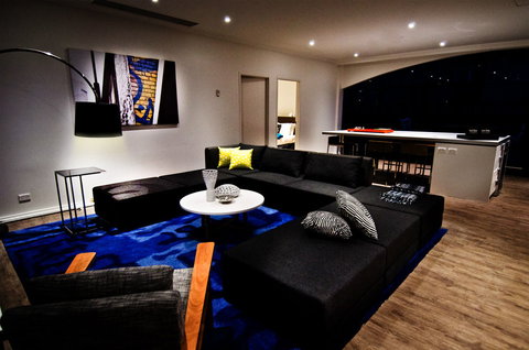 Ovolo Laneways - Accommodation Kalgoorlie 3