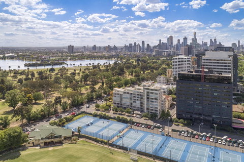 View Melbourne - Accommodation Kalgoorlie 0