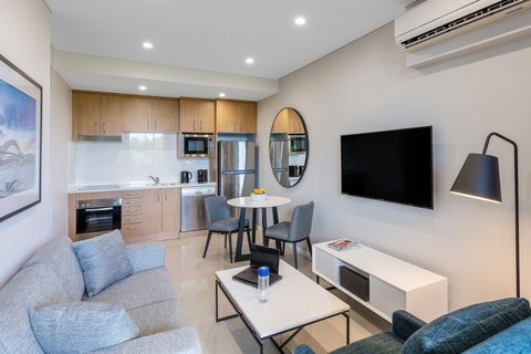 Meriton Suites Waterloo - Accommodation Kalgoorlie 1