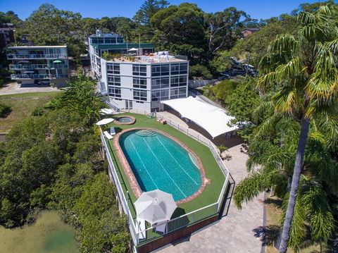 Metro Mirage Hotel Newport - Accommodation Kalgoorlie 1