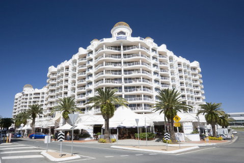 Phoenician Resort - Accommodation Kalgoorlie 0