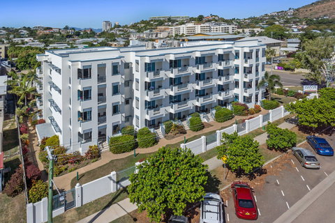 Madison Ocean Breeze - Accommodation Kalgoorlie 0