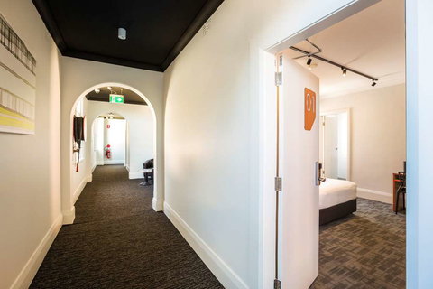 Nightcap at Regents Park Hotel - Accommodation Kalgoorlie 6