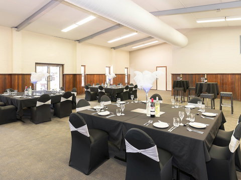 Ibis Styles Karratha - Accommodation Kalgoorlie 11