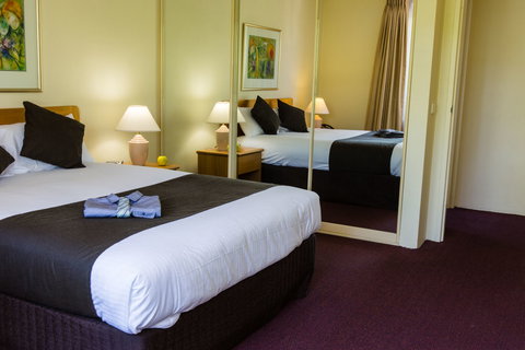Kingston Terrace Serviced Apartments - Accommodation Kalgoorlie 1