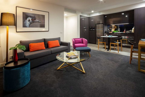 East Hotel - Accommodation Kalgoorlie 8