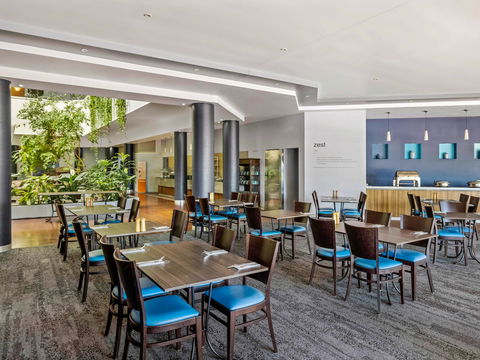 Novotel Darwin Atrium - Accommodation Kalgoorlie 11