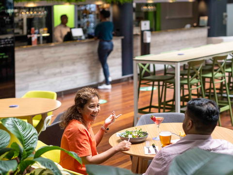 Novotel Darwin Atrium - Accommodation Kalgoorlie 13