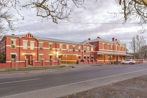 Lake Inn Ballarat - Accommodation Kalgoorlie 1